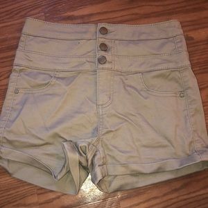 Khaki shorts